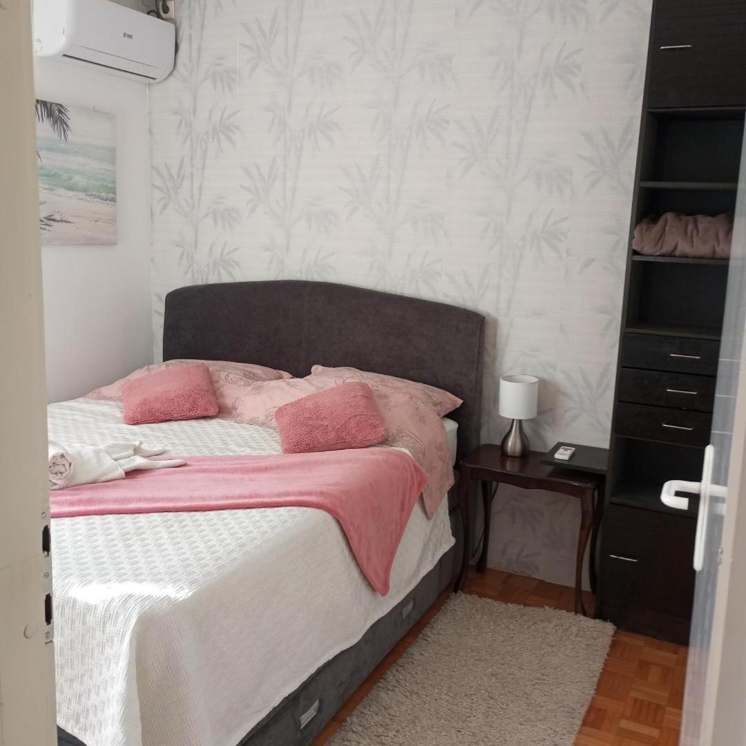 Apartment Mrc , Free Parking Bezanija Exterior foto